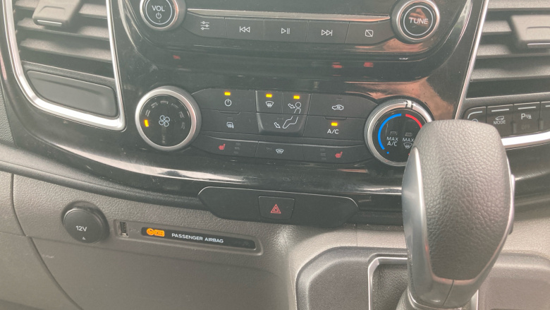 Ford Transit Custom 340 L1 Diesel Fwd 2.0 EcoBlue 170ps Low Roof Limited Van Auto